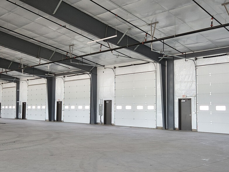 More Photos Of 2246 Zurich Dr, Fort Collins Warehouse For Lease