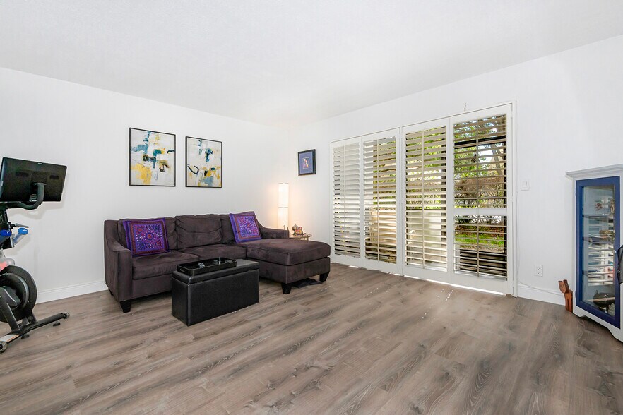 More Photos Of 89 Deer Creek Rd, Deerfield Beach Apartments For Sale