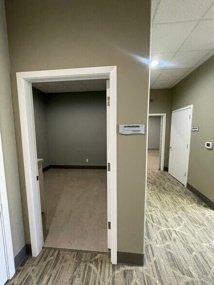 More Photos Of 2139 North St, Anderson Storefront Retail Office For Lease