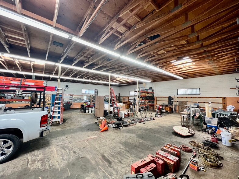 More Photos Of 14620 Novice St, Panorama City Warehouse For Sale