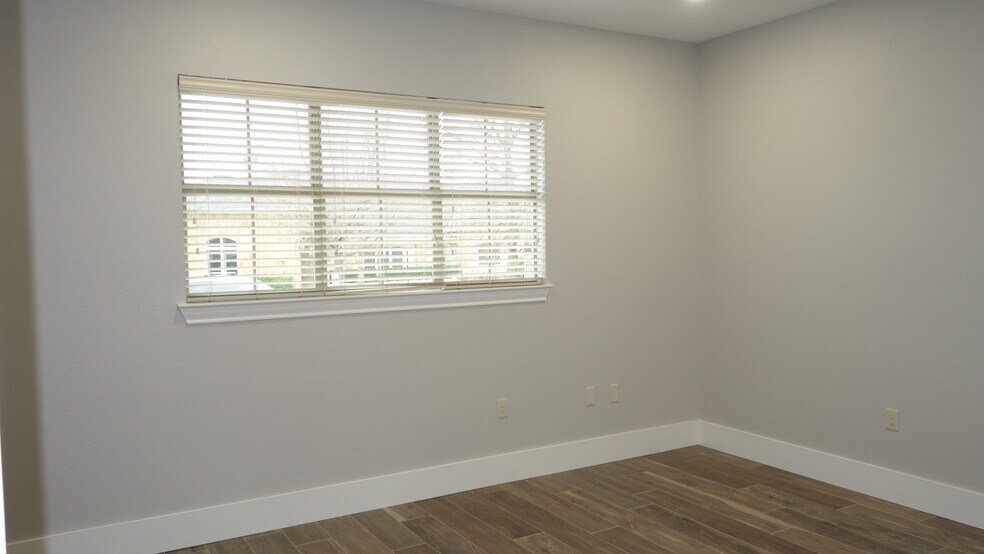 More Photos Of 2250 Pool Rd, Grapevine Office Residential For Sale