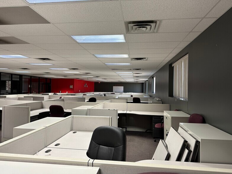 More Photos Of 11355 Stephens Rd, Warren Office For Sale