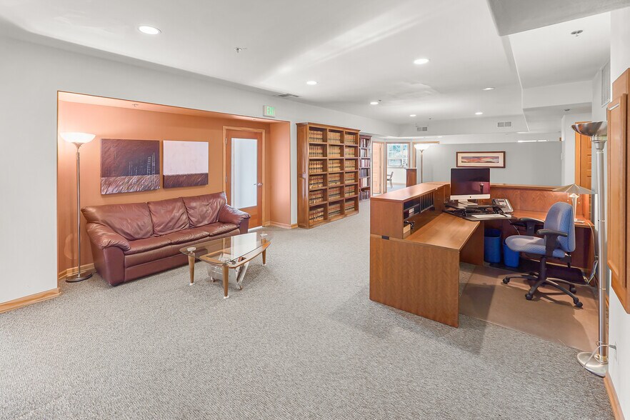 More Photos Of 679 E 2nd Ave, Durango Medical For Sale