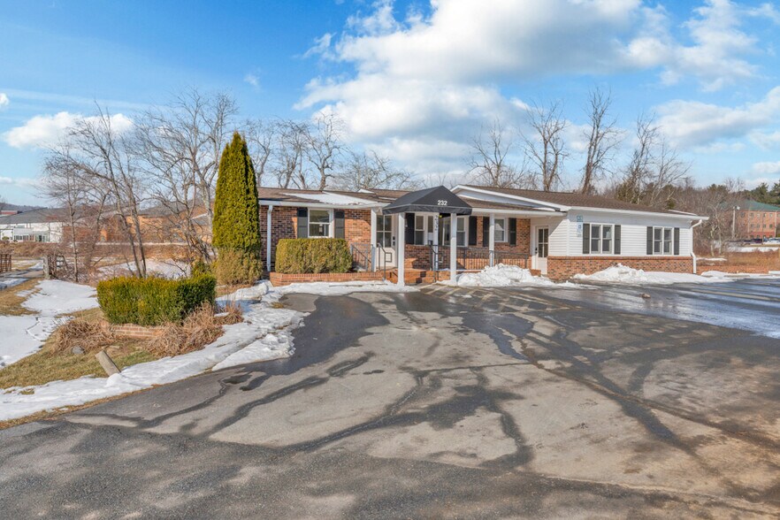 More Photos Of 232 Furman Rd, Boone Medical For Sale