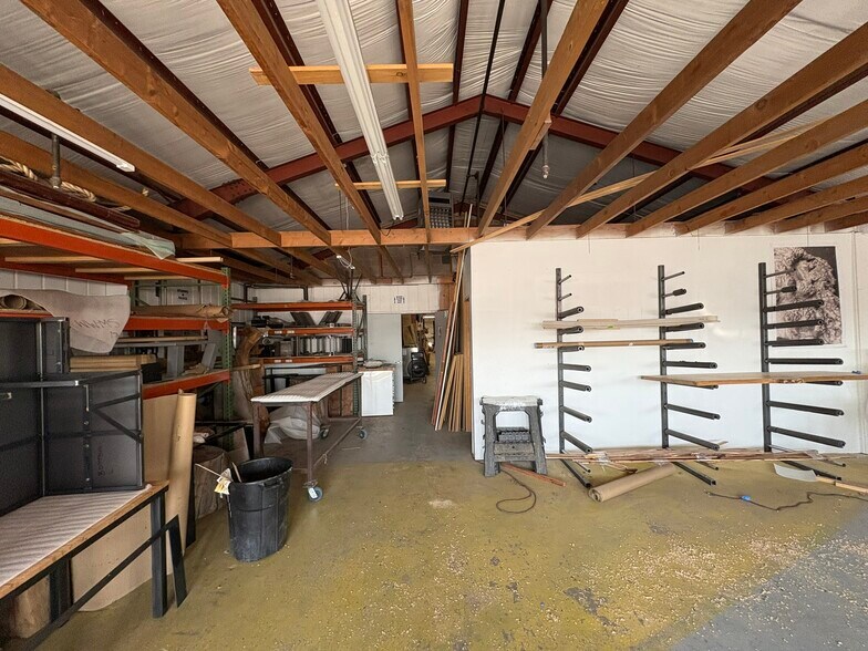 More Photos Of 4893-4895 Washington St, Denver Warehouse For Lease