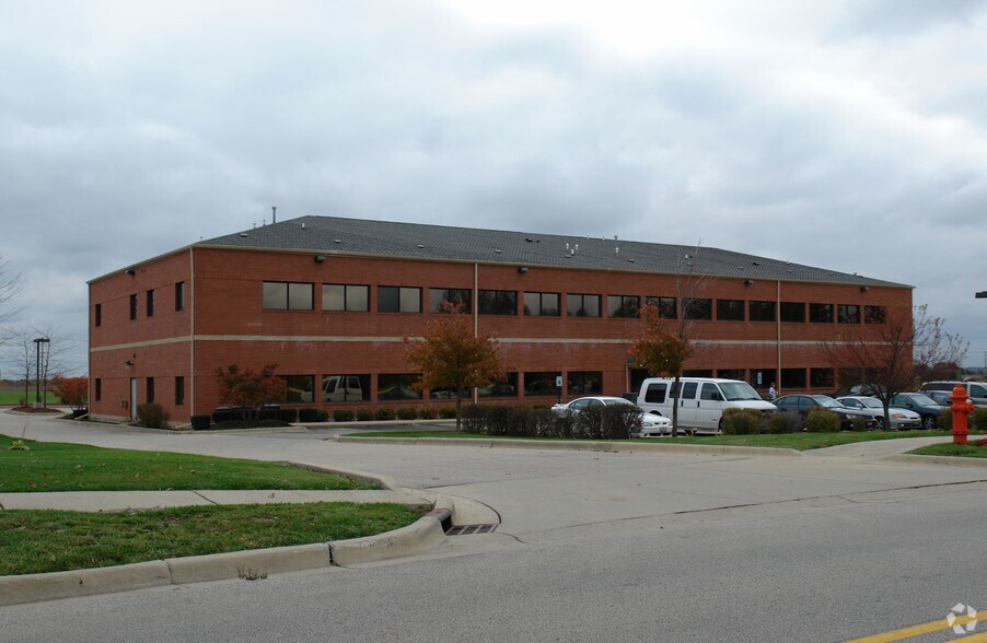More Photos Of 1530 N Randall Rd, Elgin Medical For Lease