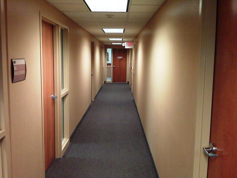 More Photos Of 4001 Stinson Blvd NE, Saint Anthony Medical For Sale