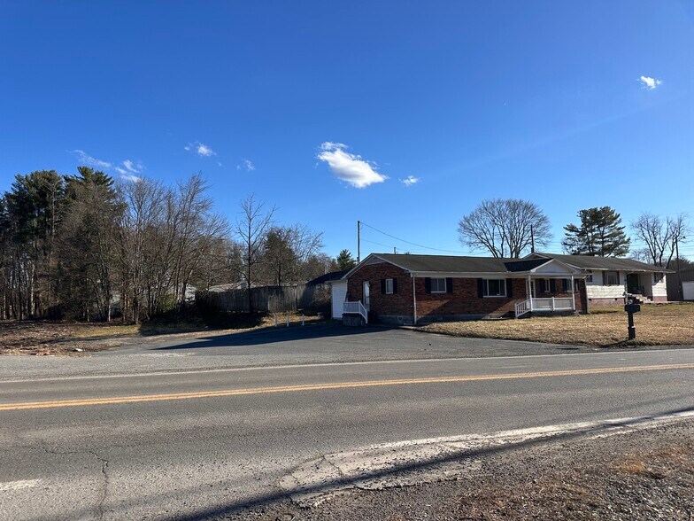 More Photos Of 346 Rural Acres Dr, Beckley Showroom For Sale