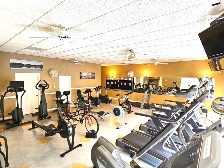 More Photos Of 1006 Broad, Oriental Rehabilitation Center For Sale