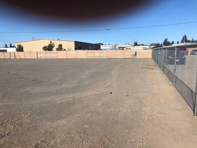 More Photos Of 1285 Petaluma Hill Rd, Santa Rosa Warehouse For Lease