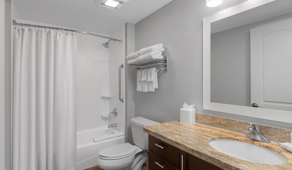 More Photos Of 4100 N Kittredge St, Denver Hotel For Sale