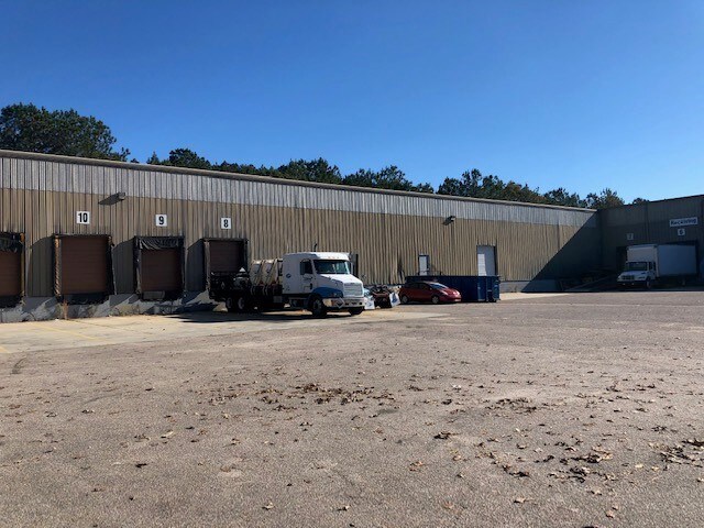 More Photos Of 112 Franklin Park, Youngsville Distribution For Sale