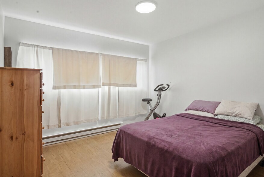 More Photos Of 4803 S Henderson St, Seattle Apartments For Sale