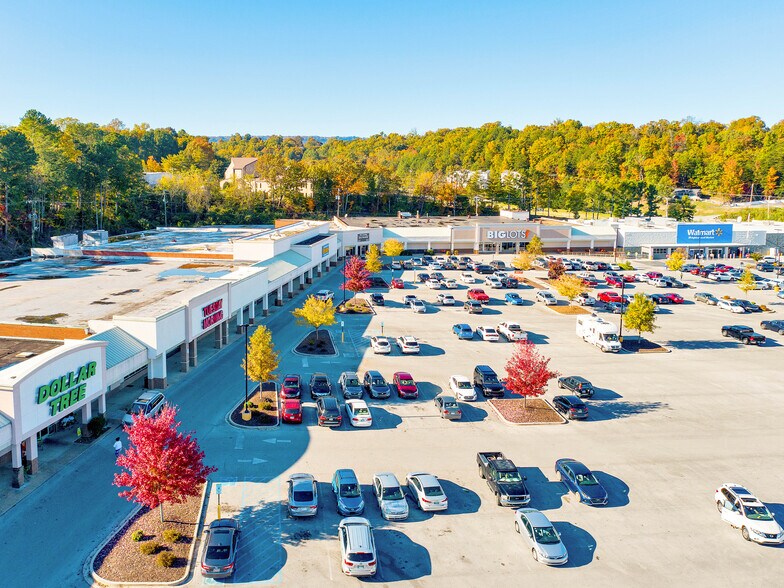 More Photos Of 3903-3975 Hixson Pike, Chattanooga Unknown For Lease