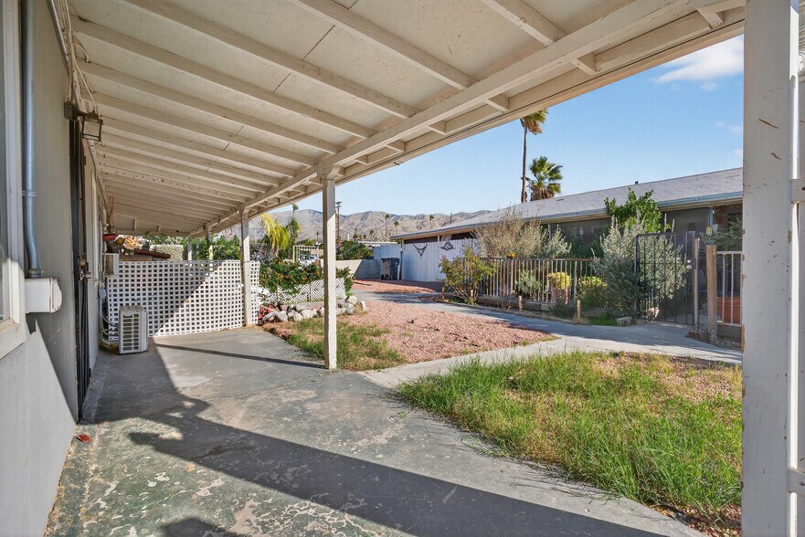 More Photos Of 66185 Acoma Ave, Desert Hot Springs Apartments For Sale