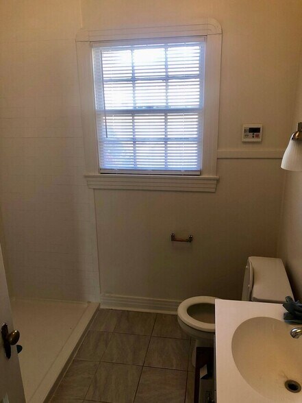 More Photos Of 406 Iris Ave, New Orleans Land For Lease