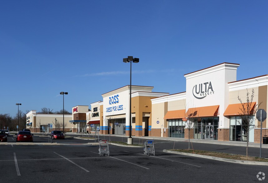 More Photos Of 1574 N Dupont Hwy, Dover Unknown For Lease