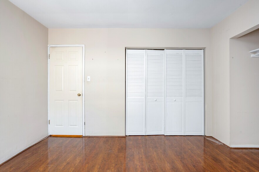 More Photos Of 12334 Moorpark St, Studio City Apartments For Sale