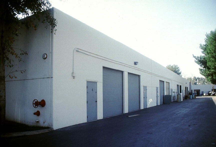 More Photos Of 2600 Walnut Ave, Tustin Unknown For Lease