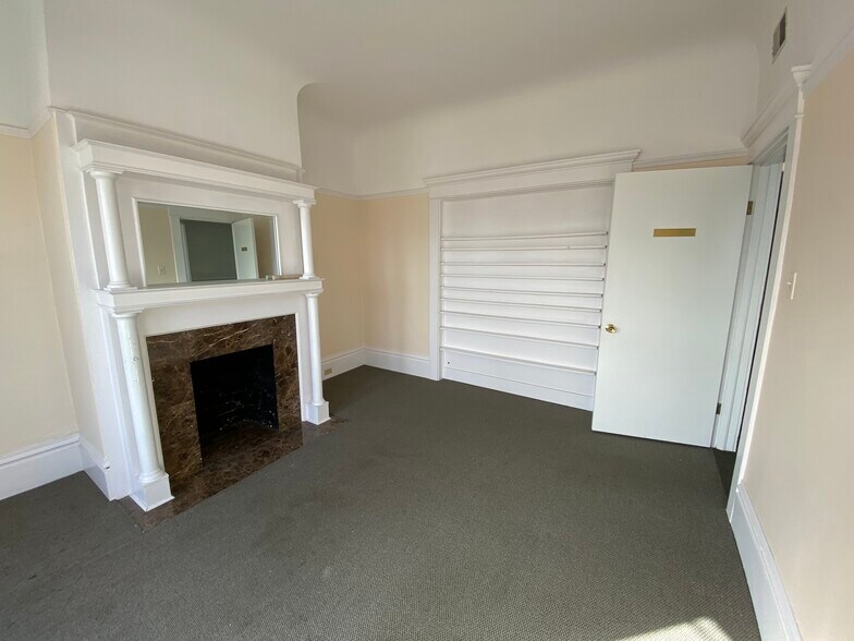 More Photos Of 3972 24th St, San Francisco Apartments For Lease