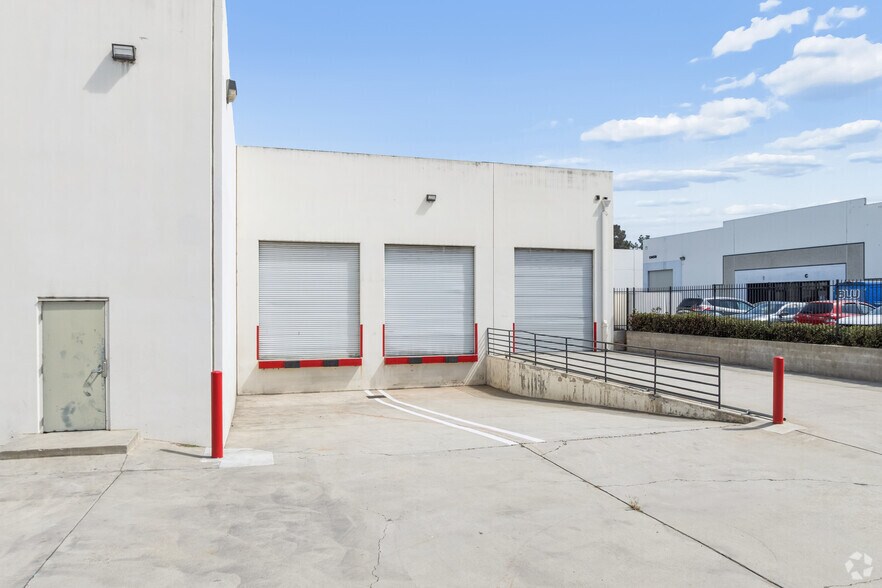 More Photos Of 4800 LittleJohn St, Baldwin Park Warehouse For Lease