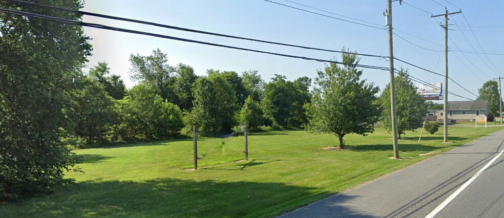 More Photos Of 4761 Summit Bridge Rd, Middletown Storefront For Sale