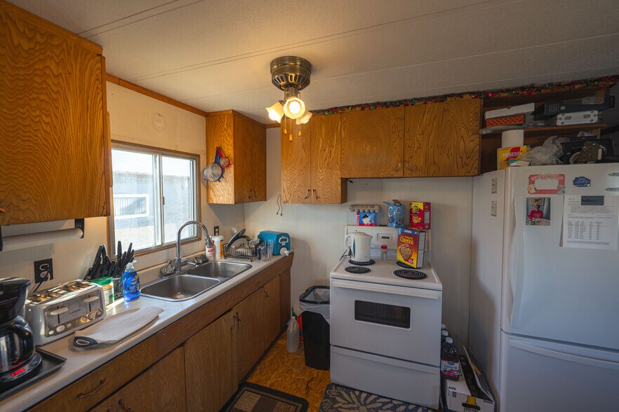More Photos Of 56309 Range 13 rd, Onoway Trailer Camper Park For Sale