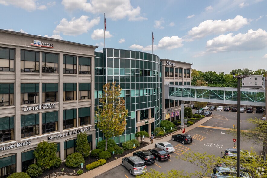 More Photos Of 100 Cummings Ctr, Beverly Coworking Space