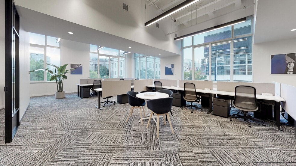 More Photos Of 575 7th St NW, Washington Office For Lease