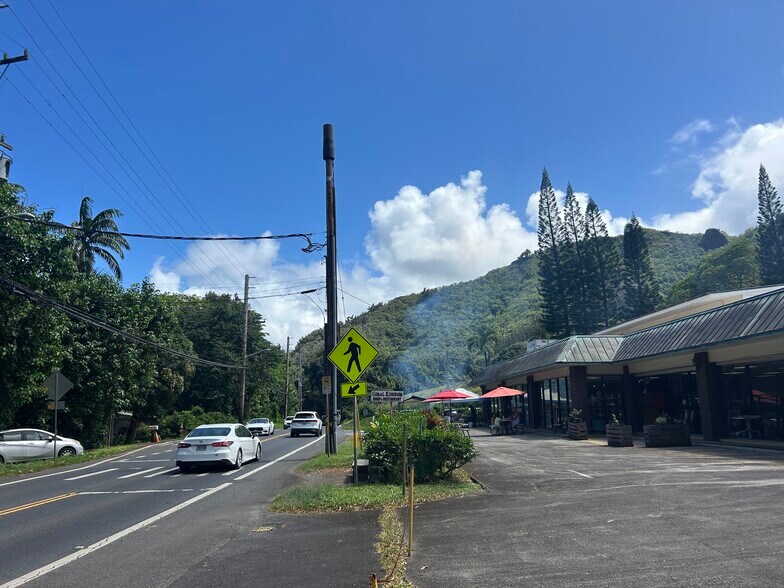 More Photos Of 49-130 Kamehameha Hwy, Kaneohe Freestanding For Lease