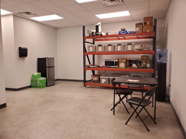 More Photos Of 6515 Transit Rd, Bowmansville Freestanding For Lease