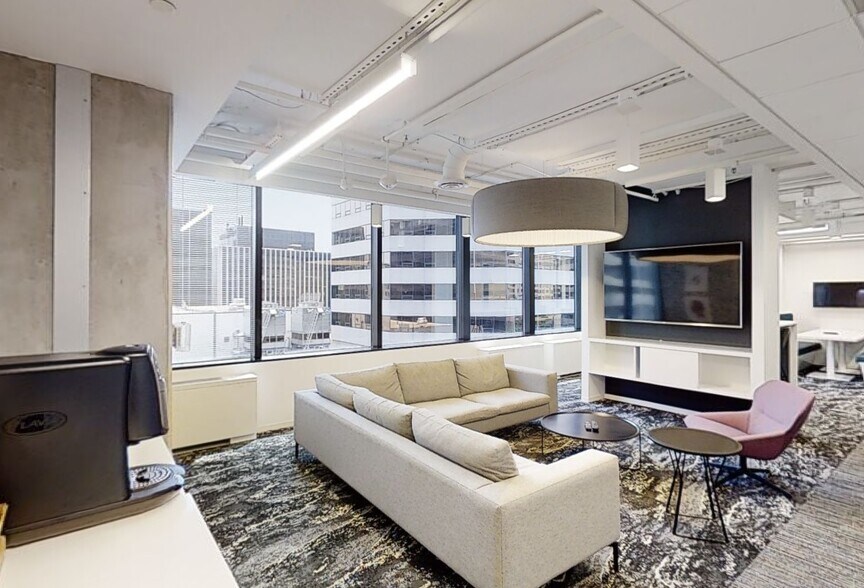 Primary Photo Of 1735 N Lynn St, Arlington Office For Lease