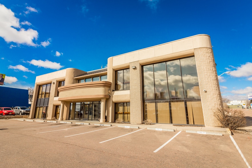 More Photos Of 518 Chelton Pl, Colorado Springs Office For Lease