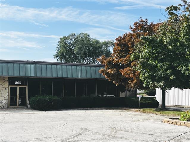More Photos Of 805 Park Ave, Beaver Dam Industrial For Lease