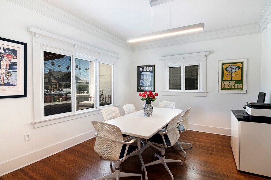 Primary Photo Of 1506 Crenshaw blvd, Los Angeles Office For Sale