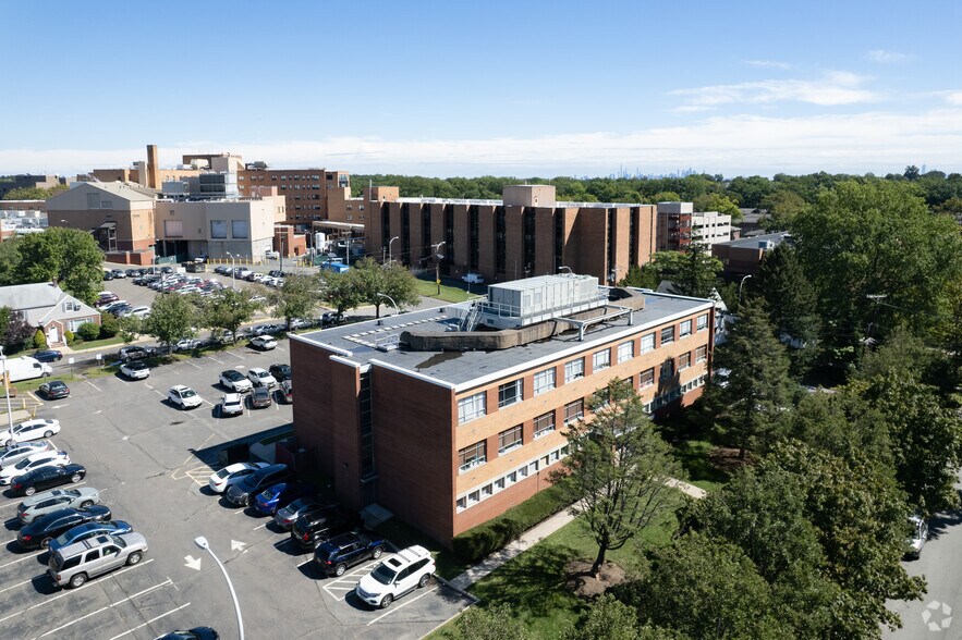 More Photos Of 50 Newark Ave, Belleville Medical For Lease