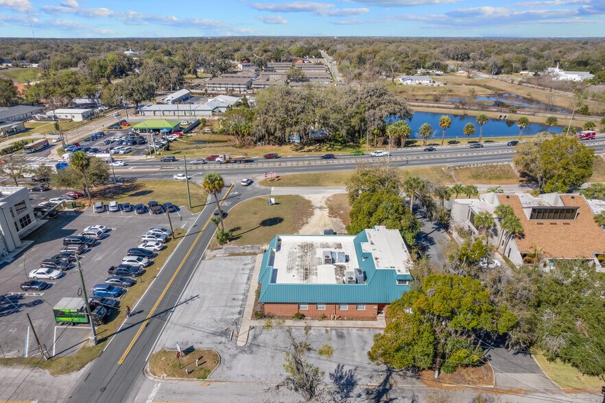More Photos Of 307 NW 3rd St, Ocala Office For Lease