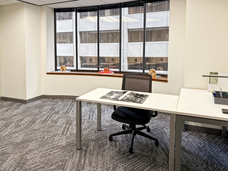 More Photos Of 101 Montgomery St, San Francisco Coworking Space