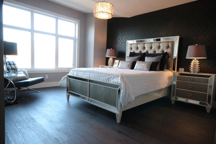 More Photos Of 11331 76 Av NW, Edmonton Apartments For Sale