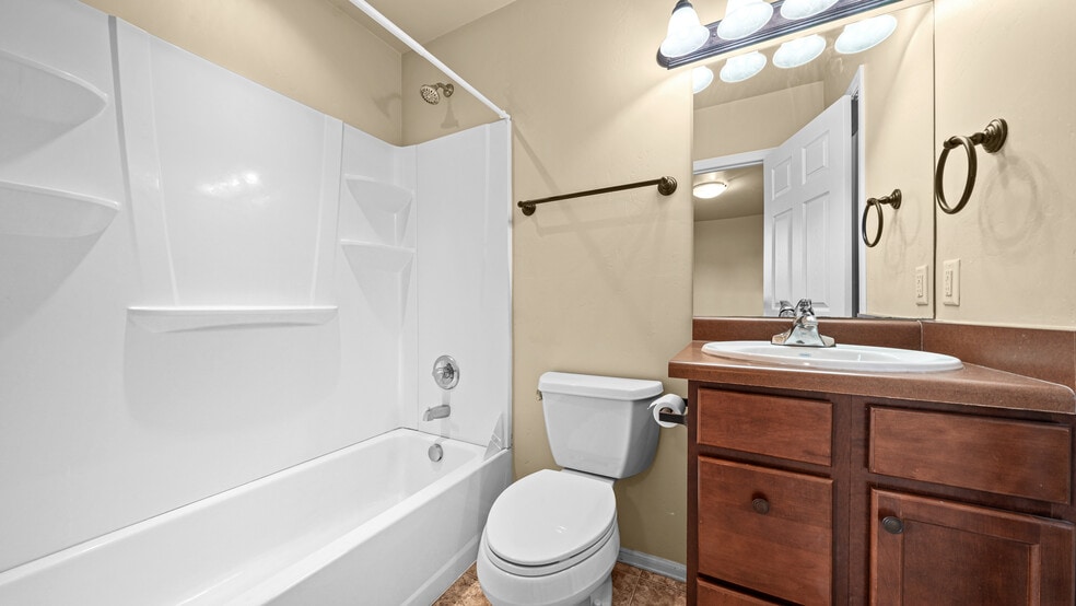 More Photos Of 421 Aspen Ave, Fruita Storefront Retail Residential For Sale