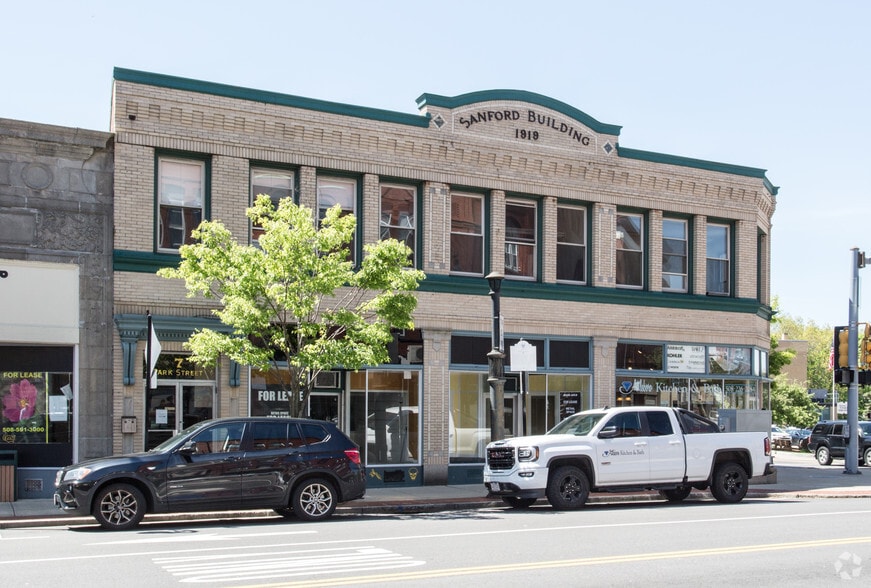 More Photos Of 1 Park St, Attleboro Storefront Retail Office For Lease