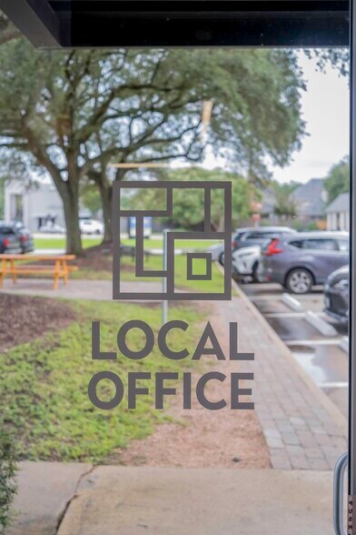 More Photos Of 4909 Bissonnet St, Bellaire Medical For Lease