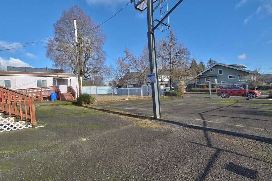 More Photos Of 8523 SE Stark St, Portland Land For Sale