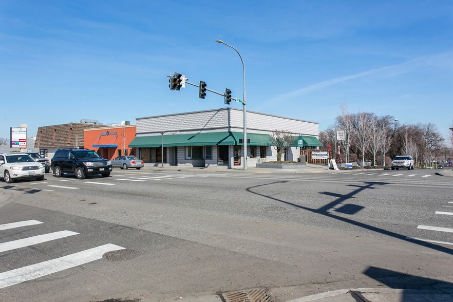 Primary Photo Of 700-702 George Washington Way, Richland Storefront Retail Office For Lease