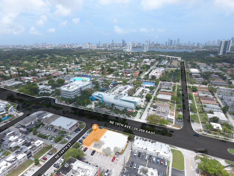 More Photos Of 16870-16880 NE 19th Ave, North Miami Beach Medical For Lease