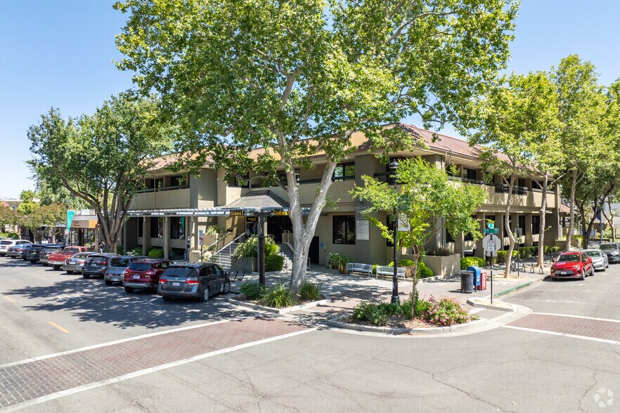 More Photos Of 508 2nd St, Davis Office For Lease