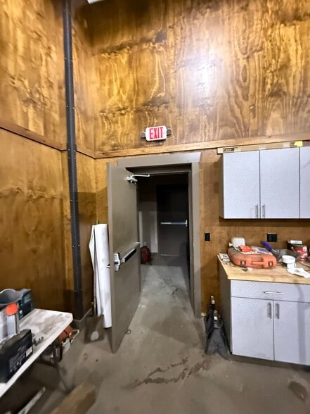More Photos Of 1861 Lower State Rd, Doylestown Warehouse For Lease
