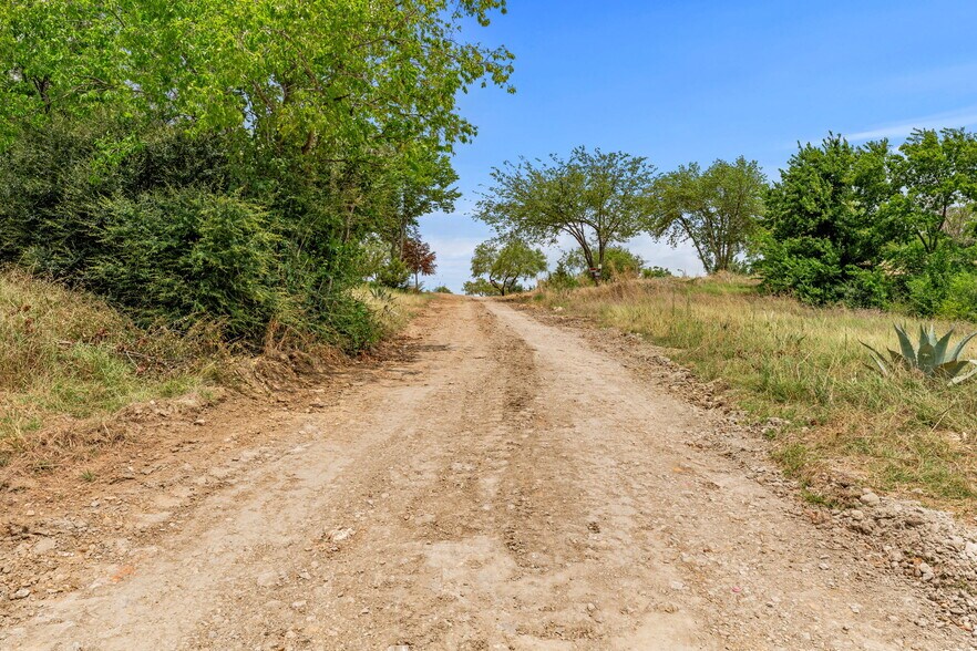 More Photos Of 1800 Logan St, Fort Worth Land For Sale