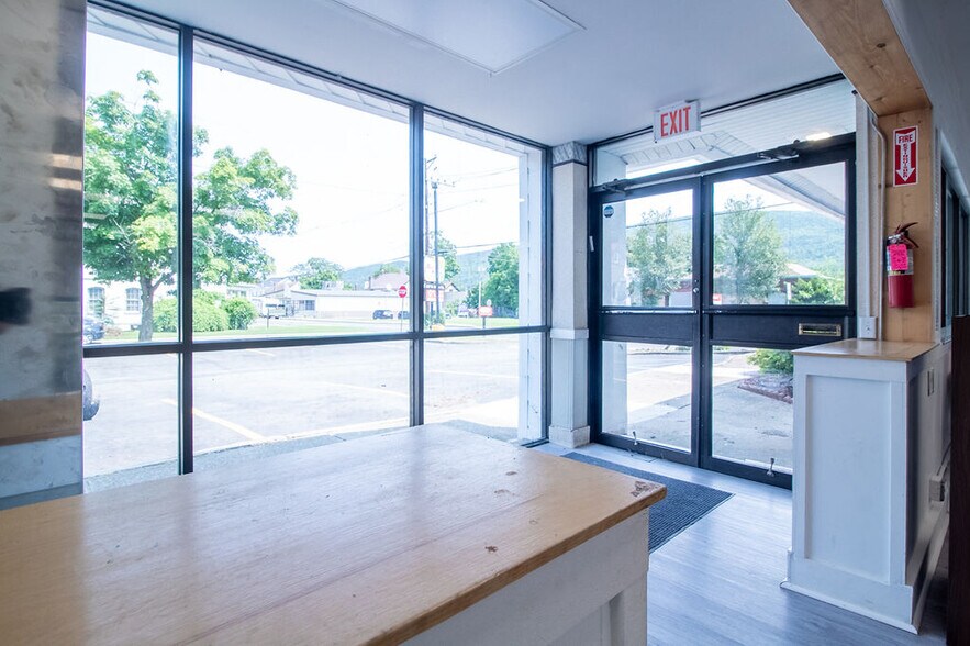 More Photos Of 127 S Main St, Ellenville Fast Food For Sale