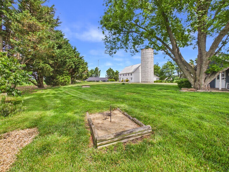 More Photos Of 26285 Broadkill Rd, Milton Hotel For Sale